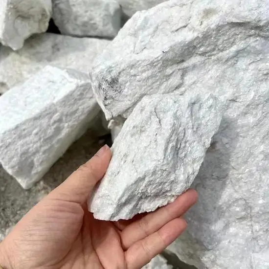 natural-talc-ore2.webp