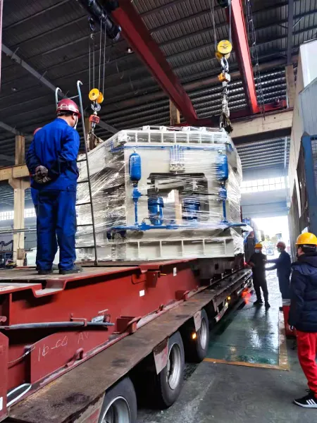 Delivery site of CLUM vertical mill - sent to Egypt