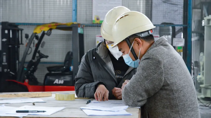 Delivery site of CLUM vertical mill - sent to Egypt