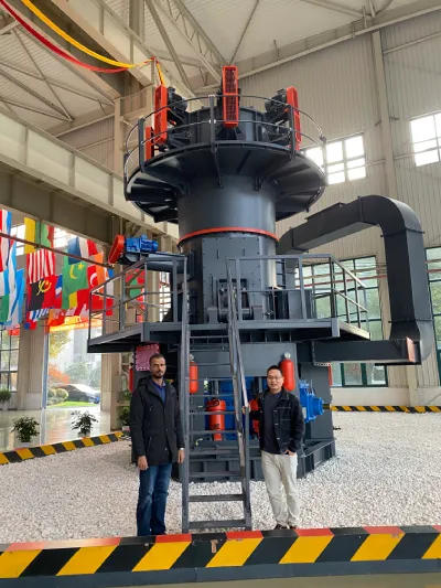 Oman customers visit to inspect vertical grinding mill