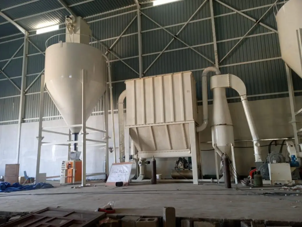 Illite Ore Industrial Grinding Mill Machine